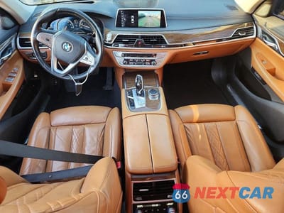 Zdjęcie 8 z 12 samochodu: 2016 BMW 750 XI VIN:WBA7F2C5XGG417172 - miniatura