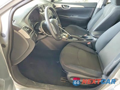 Zdjęcie 7 z 11 samochodu: 2014 NISSAN SENTRA S VIN:3N1AB7AP7EL681743 - miniatura