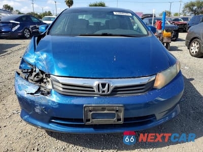 Piąte zdjęcie samochodu w środku: 2012 HONDA CIVIC LX VIN:2HGFB2F57CH585924 - miniatura