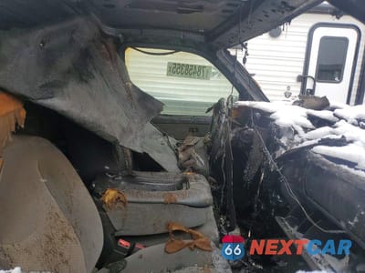 Zdjęcie 7 z 11 samochodu: 2003 CHEVROLET SILVERADO UTILITY / SERVICE TRUCK VIN:1GCHK23UX3F147077 - miniatura