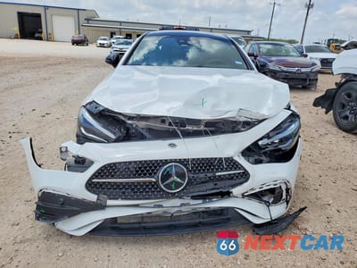 Piąte zdjęcie samochodu w środku: 2024 MERCEDES-BENZ CLE 300 4MATIC VIN:W1KMJ4HBXRF024561 - miniatura