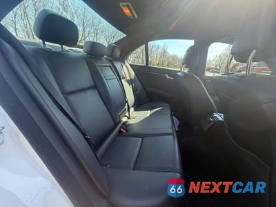 Zdjęcie 6 z 10 samochodu: 2013 MERCEDES-BENZ C 300 4MATIC VIN:WDDGF8AB5DR260364 - miniatura