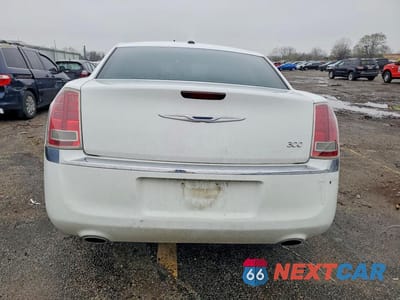 Zdjęcie 6 z 12 samochodu: 2013 CHRYSLER 300 VIN:2C3CCAAG0DH533235 - miniatura