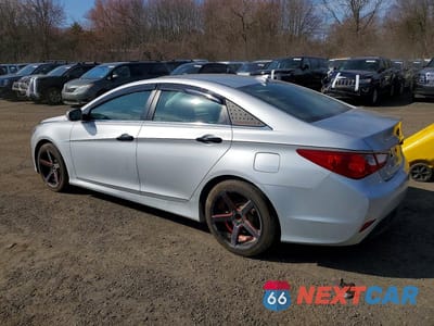 Drugie zdjęcie samochodu z przodu: 2014 HYUNDAI SONATA GLS VIN:5NPEB4AC6EH820531 - miniatura
