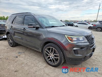 Czwarte zdjęcie samochodu z boku: 2018 FORD EXPLORER VIN:1FM5K8GT4JGA48751 - miniatura