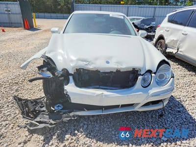 Piąte zdjęcie samochodu w środku: 2007 MERCEDES-BENZ E 550 VIN:WDBUF72X97B019503 - miniatura
