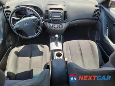 Zdjęcie 8 z 12 samochodu: 2008 HYUNDAI ELANTRA GLS VIN:KMHDU46D58U448757 - miniatura