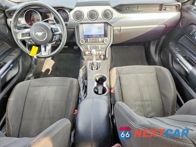 Zdjęcie 8 z 12 samochodu: 2020 FORD MUSTANG VIN:1FA6P8TH7L5141960 - miniatura