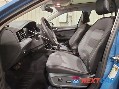 Zdjęcie 7 z 13 samochodu: 2025 VOLKSWAGEN JETTA SE VIN:3VW7X7BU4SM069595 - miniatura