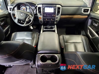 Zdjęcie 8 z 12 samochodu: 2018 NISSAN TITAN SL VIN:1N6AA1E58JN510674 - miniatura