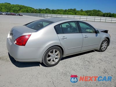 Trzecie zdjęcie samochodu z tyłu: 2004 NISSAN MAXIMA 3.5 SE VIN:1N4BA41E74C874816 - miniatura