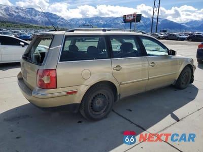 Trzecie zdjęcie samochodu z tyłu: 2002 VOLKSWAGEN PASSAT VIN:WVWVD63B92E084772 - miniatura