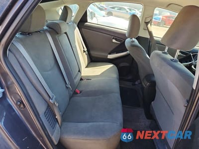 Zdjęcie 10 z 12 samochodu: 2015 TOYOTA PRIUS TWO VIN:JTDKN3DU7F0478756 - miniatura