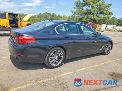 Trzecie zdjęcie samochodu z tyłu: 2019 BMW 530 XI VIN:WBAJA7C53KWW18539 - miniatura