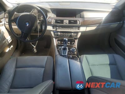 Zdjęcie 8 z 12 samochodu: 2012 BMW 535 XI VIN:WBAFU7C59CDU64803 - miniatura