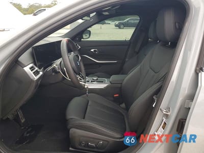 Zdjęcie 7 z 13 samochodu: 2025 BMW M340I VIN:3MW59FT04S8F83849 - miniatura
