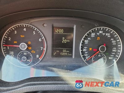 Zdjęcie 9 z 12 samochodu: 2015 VOLKSWAGEN PASSAT S VIN:1VWAT7A37FC050704 - miniatura
