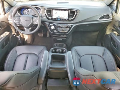 Zdjęcie 8 z 13 samochodu: 2025 CHRYSLER VOYAGER LX VIN:2C4RC1CG1SR566786 - miniatura