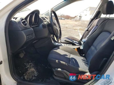 Zdjęcie 7 z 12 samochodu: 2005 MAZDA 3 S VIN:JM1BK323551267552 - miniatura