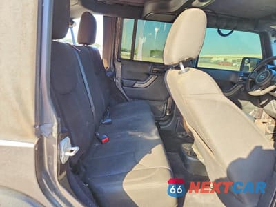 Zdjęcie 11 z 13 samochodu: 2017 JEEP WRANGLER UNLIMITED SPORT VIN:1C4BJWDG5HL632101 - miniatura
