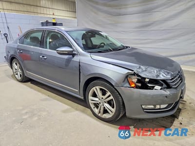 Czwarte zdjęcie samochodu z boku: 2012 VOLKSWAGEN PASSAT SEL VIN:1VWCN7A33CC047815 - miniatura