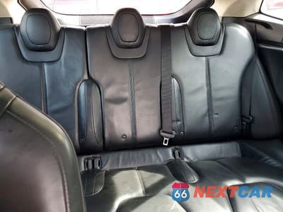 Zdjęcie 10 z 12 samochodu: 2013 TESLA MODEL S VIN:5YJSA1CN0DFP13944 - miniatura