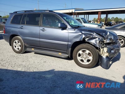 Czwarte zdjęcie samochodu z boku: 2004 TOYOTA HIGHLANDER BASE VIN:JTEGD21A840089386 - miniatura