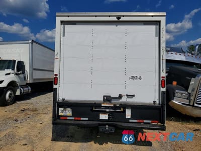 Zdjęcie 6 z 12 samochodu: 2021 GMC SAVANA BOX TRUCK VIN:7GZ37TC7XMN011313 - miniatura