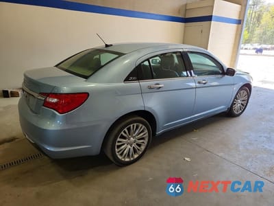 Trzecie zdjęcie samochodu z tyłu: 2012 CHRYSLER 200 LIMITED VIN:1C3CCBCB2CN175679 - miniatura