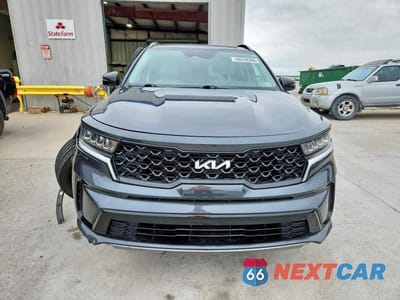 Piąte zdjęcie samochodu w środku: 2023 KIA SORENTO S VIN:5XYRL4LC9PG222228 - miniatura