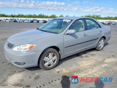 2003 TOYOTA CAMRY LE JTDBE32K730146698 - główne zdjęcie licytacji z USA - miniatura