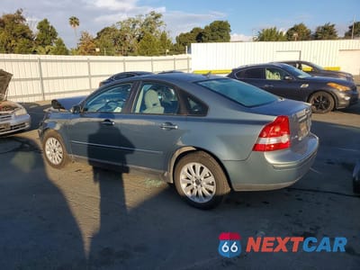Drugie zdjęcie samochodu z przodu: 2005 VOLVO S40 2.4I VIN:YV1MS390952051860 - miniatura