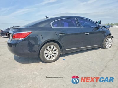 Trzecie zdjęcie samochodu z tyłu: 2013 BUICK LACROSSE VIN:1G4GC5ER1DF125212 - miniatura