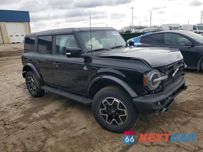 Czwarte zdjęcie samochodu z boku: 2023 FORD BRONCO BASE VIN:1FMDE5DH0PLA95616 - miniatura