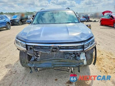 Piąte zdjęcie samochodu w środku: 2023 VOLKSWAGEN ATLAS SE VIN:1V2JR2CA6PC521239 - miniatura