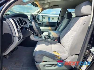 Zdjęcie 7 z 12 samochodu: 2007 TOYOTA TUNDRA SR5 VIN:5TBDV54147S485410 - miniatura