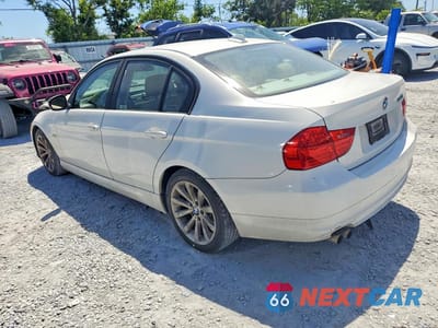 Drugie zdjęcie samochodu z przodu: 2011 BMW 328 I VIN:WBAPH7C52BE674385 - miniatura