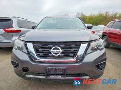 Piąte zdjęcie samochodu w środku: 2019 NISSAN PATHFINDER S VIN:5N1DR2MM2KC594894 - miniatura