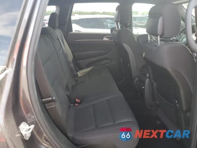 Zdjęcie 11 z 13 samochodu: 2018 JEEP GRAND CHEROKEE LAREDO VIN:1C4RJEAG5JC430667 - miniatura
