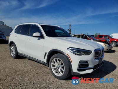 Czwarte zdjęcie samochodu z boku: 2020 BMW X5 XDRIVE40I VIN:5UXCR6C08L9B94442 - miniatura
