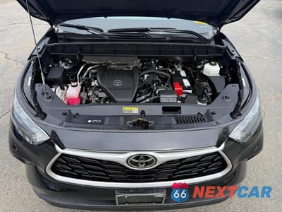 Zdjęcie 6 z 13 samochodu: 2023 TOYOTA HIGHLANDER XLE VIN:5TDKDRBH5PS022488 - miniatura