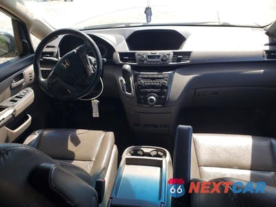Zdjęcie 8 z 13 samochodu: 2013 HONDA ODYSSEY TOURING VIN:5FNRL5H90DB008959 - miniatura