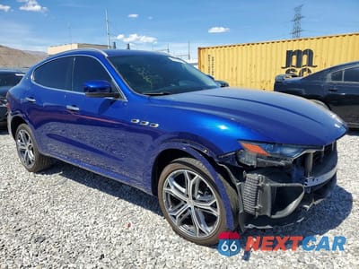 Czwarte zdjęcie samochodu z boku: 2022 MASERATI LEVANTE BASE VIN:ZN661XUA2NX398537 - miniatura