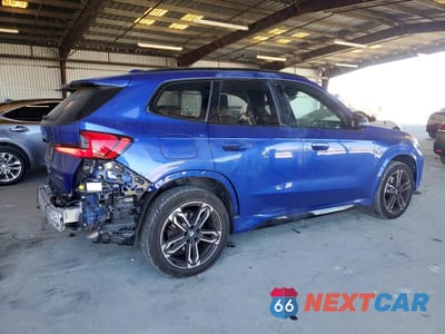 Trzecie zdjęcie samochodu z tyłu: 2023 BMW X1 XDRIVE28I VIN:WBX73EF0XP5Y06910 - miniatura