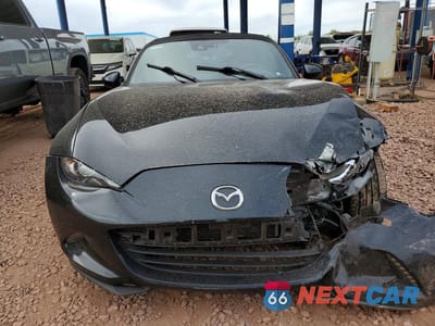 Piąte zdjęcie samochodu w środku: 2020 MAZDA MX-5 MIATA GRAND TOURING VIN:JM1NDAD79L0417015 - miniatura