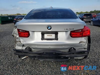 Zdjęcie 6 z 12 samochodu: 2013 BMW 328 I VIN:WBA3A5C50DF357659 - miniatura