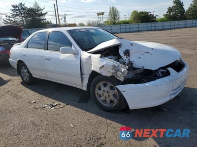 Czwarte zdjęcie samochodu z boku: 2000 TOYOTA CAMRY LE V6 VIN:4T1BF22K1YU940583 - miniatura