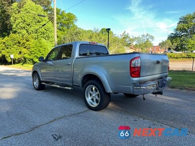 Trzecie zdjęcie samochodu z tyłu: 2006 TOYOTA TUNDRA DOUBLE CAB SR5 VIN:5TBET34176S540235 - miniatura