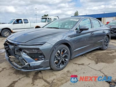 2024 HYUNDAI SONATA SEL KMHL64JA3RA410675 - główne zdjęcie licytacji z USA - miniatura