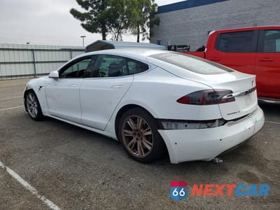 Drugie zdjęcie samochodu z przodu: 2016 TESLA MODEL S VIN:5YJSA1E10GF164065 - miniatura
